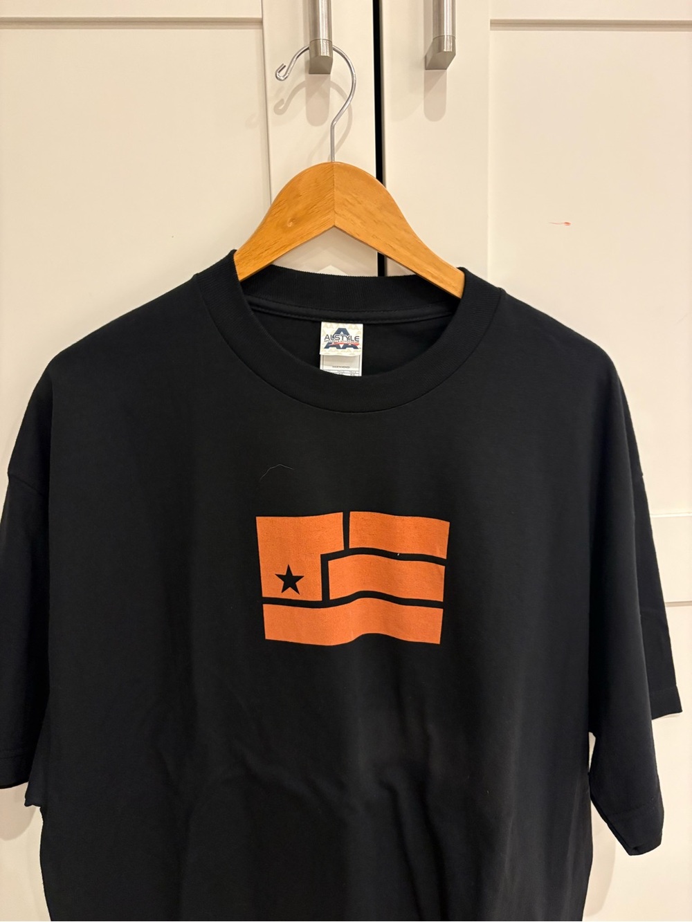 Vintage early 2000s nine inch nails band tee